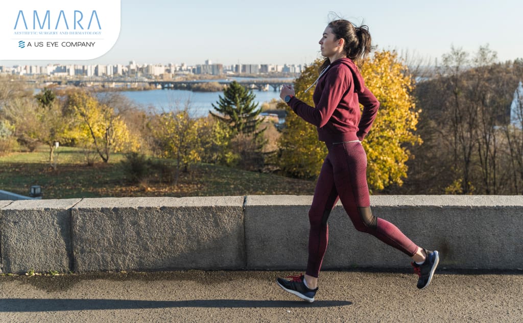 Sclerotherapy Aftercare : A woman is jogging